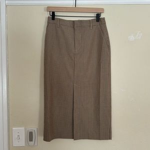 NWT Gap pencil skirt. Size 4.